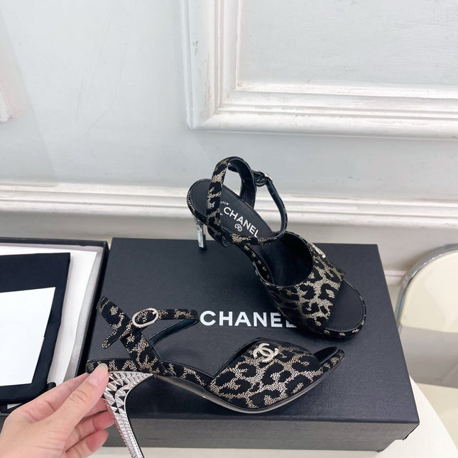 CHANEL 26S HIGH HEEL SLINGBACK SANDALS 90 MM IN BLACK LAMBSKIN AND BEIGE LEOPARD PRINT