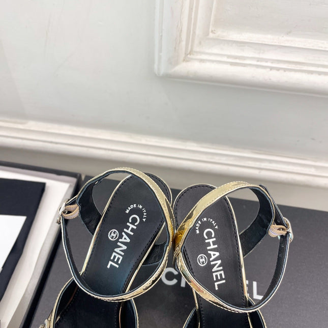 CHANEL 26S HIGH HEEL SLINGBACK SANDALS 90 MM IN GOLD LAMBSKIN WITH CC LOGO