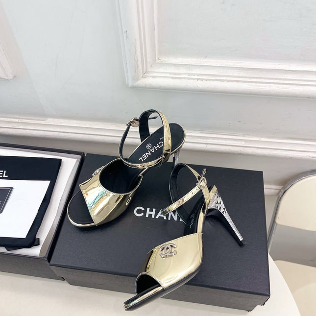 CHANEL 26S HIGH HEEL SLINGBACK SANDALS 90 MM IN GOLD LAMBSKIN WITH CC LOGO