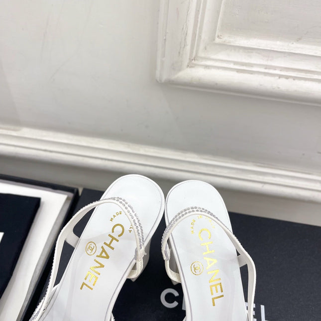 CHANEL 26S POINTED TOE HIGH HEEL SLINGBACK PUMPS 90 MM IN WHITE MESH WITH BLACK TOE CAP