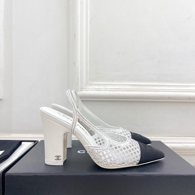 CHANEL 26S POINTED TOE HIGH HEEL SLINGBACK PUMPS 90 MM IN WHITE MESH WITH BLACK TOE CAP