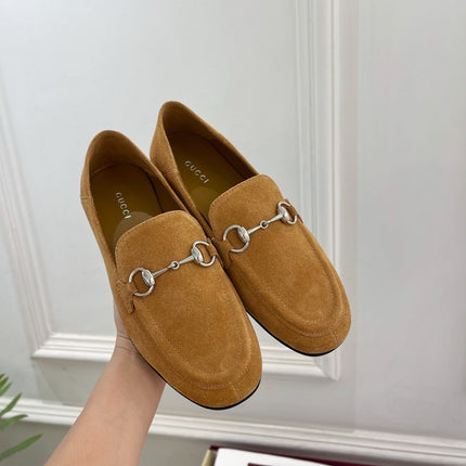 GUCCI 26S LOAFERS MM IN CAMEL BROWN SUEDE WITH SILVER HARDWARE