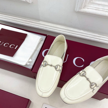 GUCCI 26S LOAFERS MM IN CREAM WHITE CALFSKIN WITH SILVER HARDWARE