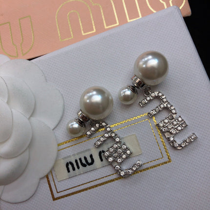 MIUMIU 26S CRYSTAL LOGO PEARL DROP EARRINGS IN SILVER TONE METAL 620414