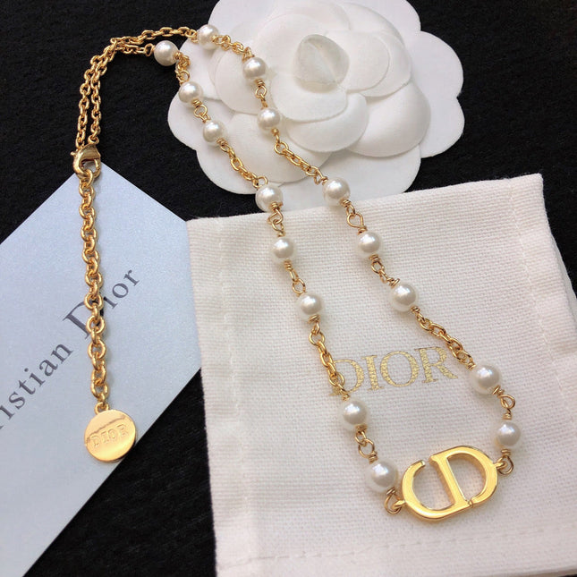 CD 26S CD LOGO PEARL CHAIN NECKLACE IN GOLD TONE METAL WITH WHITE PEARL 631005