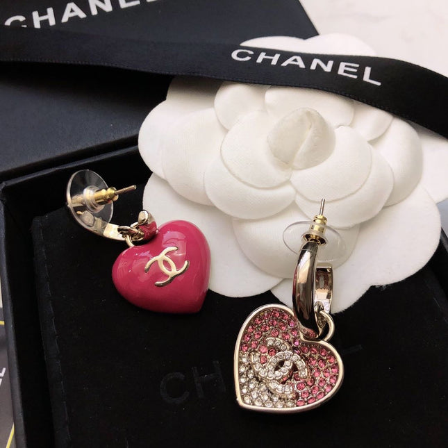 CHANEL 26S DOUBLE C LOGO TWO-TONE PAVE CRYSTAL HEART DROP HOOP EARRINGS IN GOLD METAL 631080