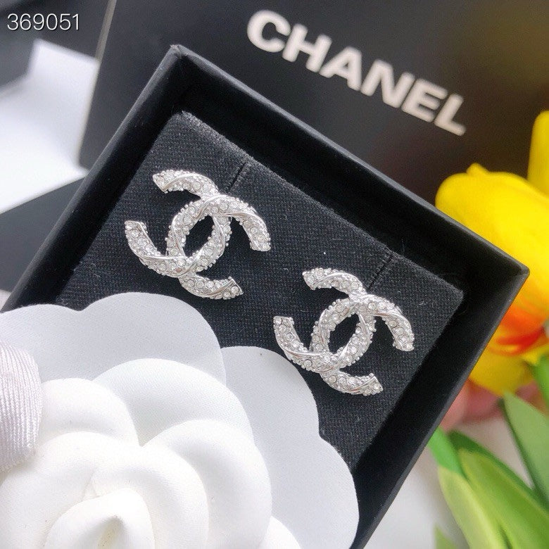 STUD EARRINGS MINI DOUBLE C TWISTED IN SILVER DIAMOND