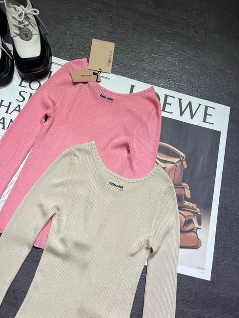 MIUMIU KNIT SWEATER STYLE 543