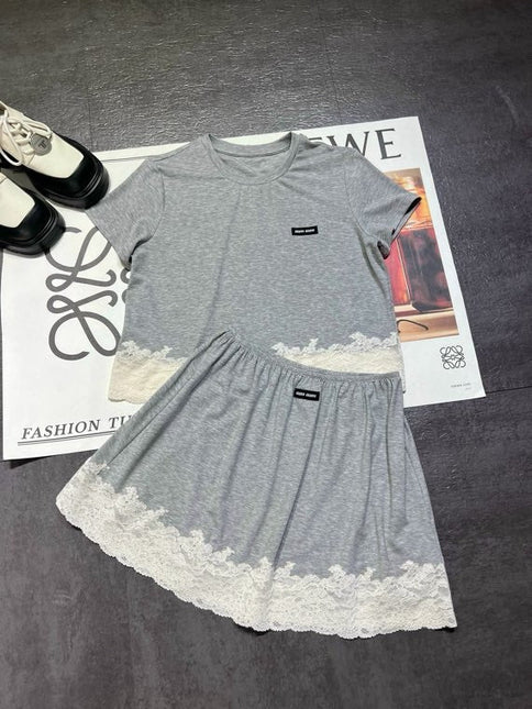 MIUMIU 26S TOP AND SKIRT SET STYLE 1099
