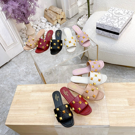 STUD FLAT SLIDE IN BABY PINK LAMBSKIN